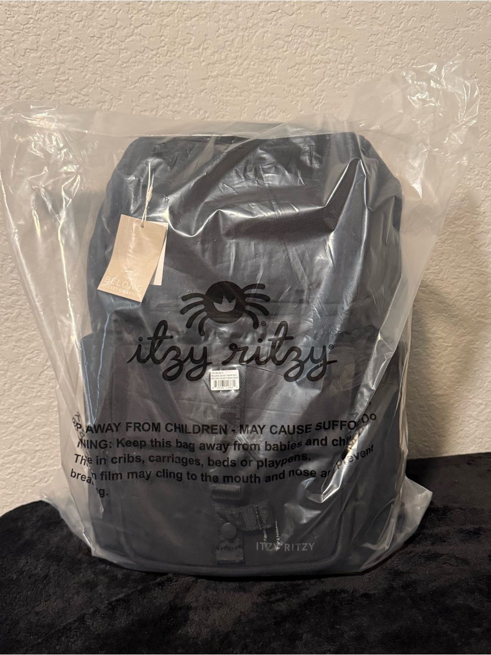 Itzy Ritzy Belong Bucket Backpack Diaper Bag in Black NWT - Picture 7 of 7